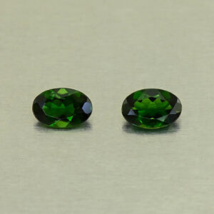 ChromeTourmaline oval pair 5.9x4.0mm 0.67cts N ct715