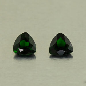 ChromeTourmaline trill pair 4.5mm 0.56cts N ct739