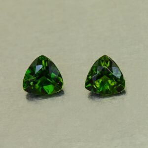 ChromeTourmaline trill pair 4.5mm 0.62cts N ct741