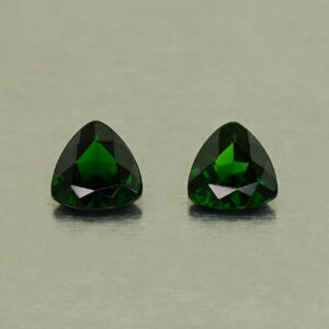ChromeTourmaline trill pair 4.6mm 0.55cts N ct742